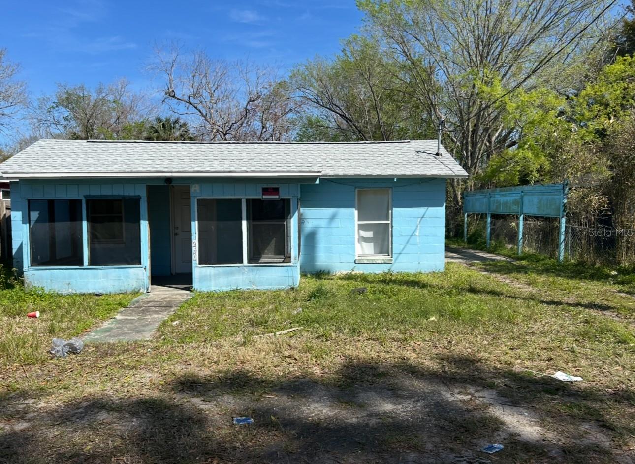 250 S Nassau St Property Photo 2