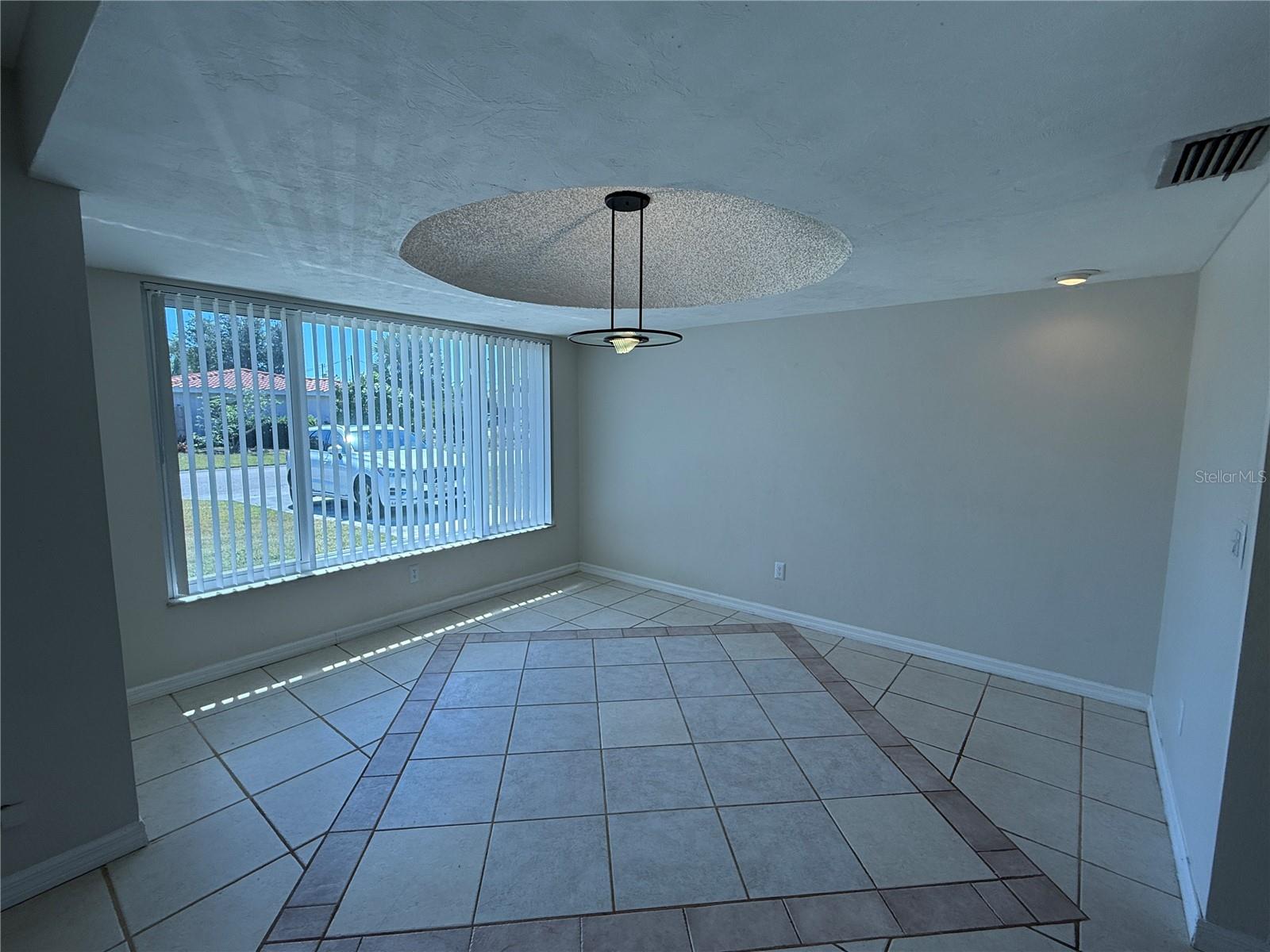 1709 Ne 7th Ter Property Photo 8