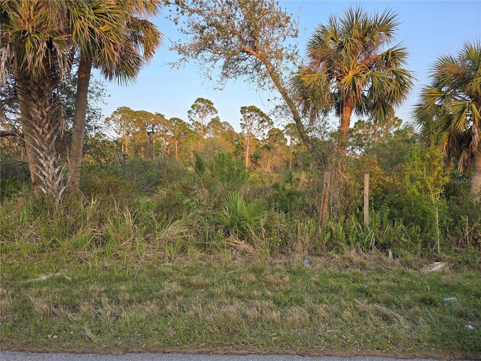 2592 Mcphearson Dr Property Photo 1