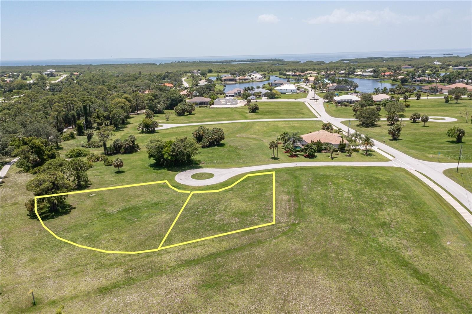 16494 Togas Way Property Photo 9