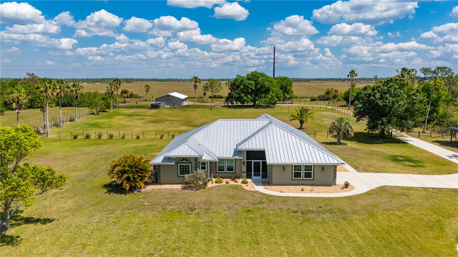 4951 Cypress Grove Cir Property Photo