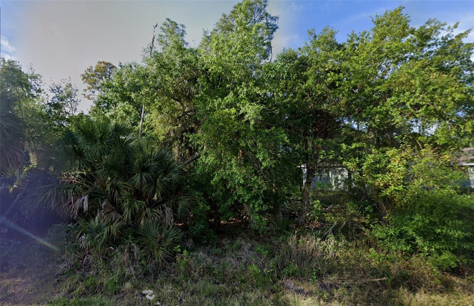 21039 Delake Ave Property Photo