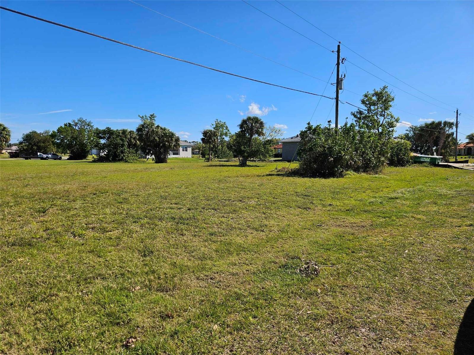 24252 Peppercorn Rd Property Photo 3