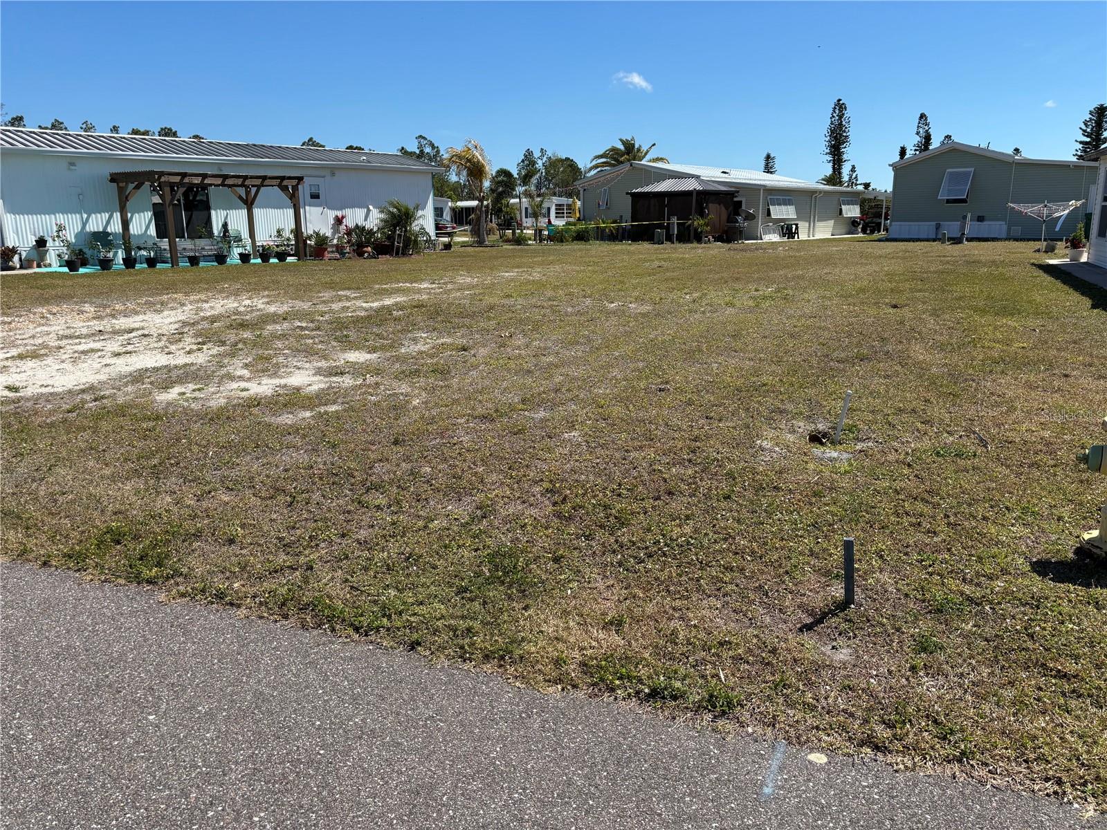 7527 SILAGE CIR Property Photo 1
