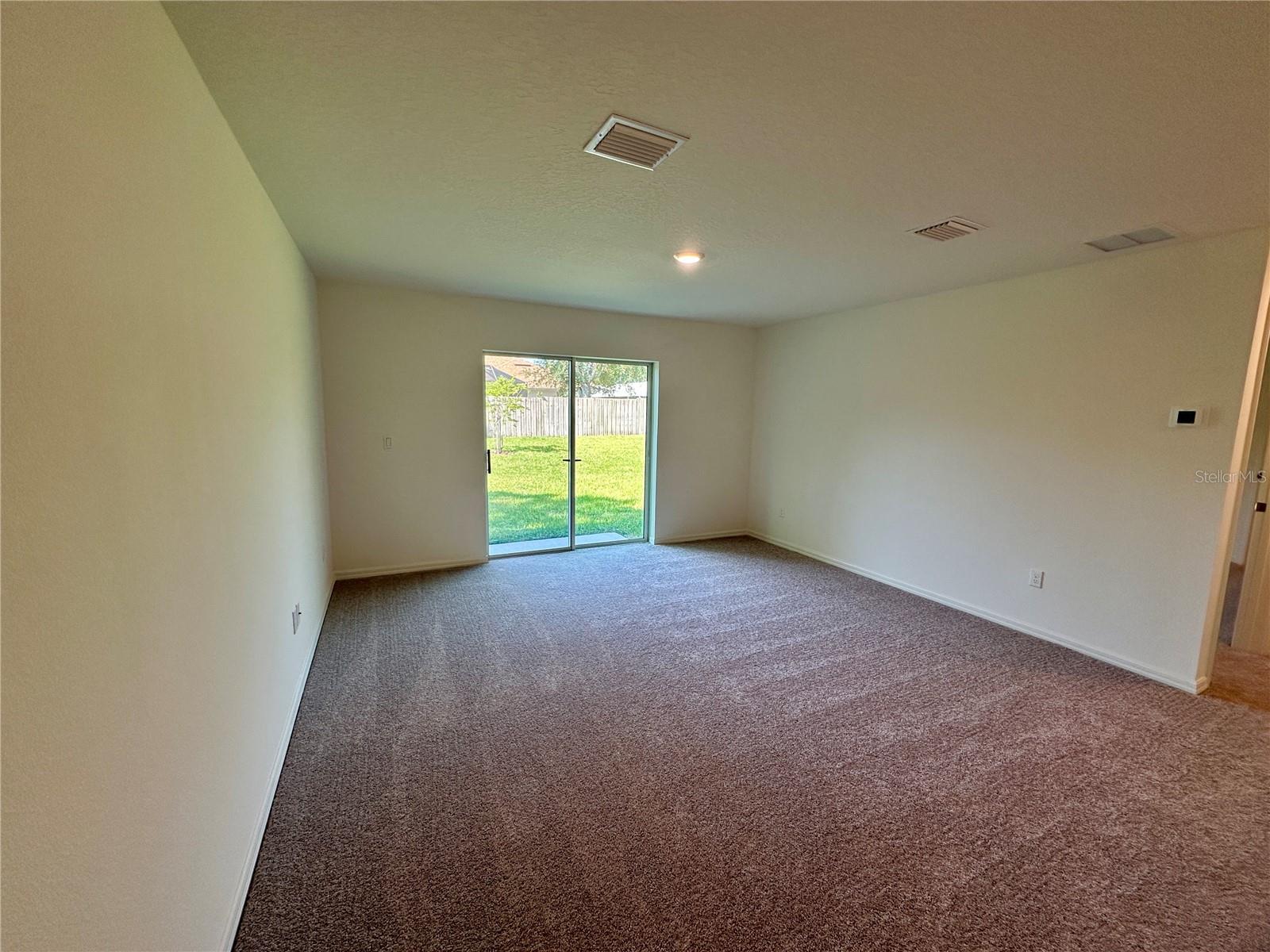 12 Royal Leaf Ln Property Photo 6