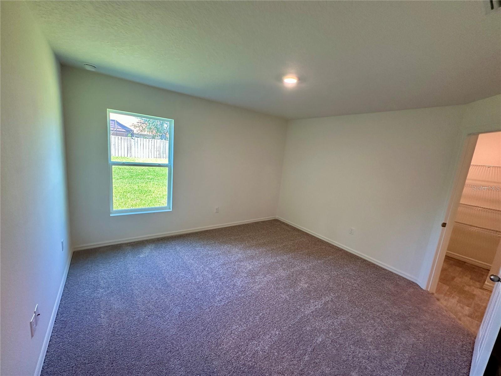 12 Royal Leaf Ln Property Photo 9