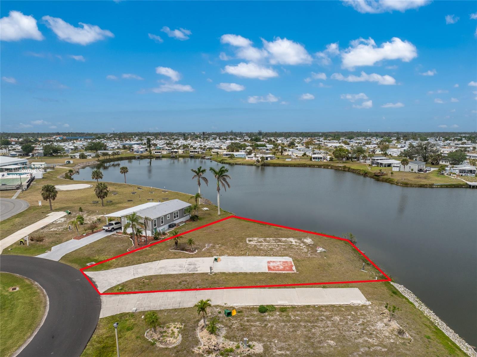 6257 Bunting Ln Property Photo 3