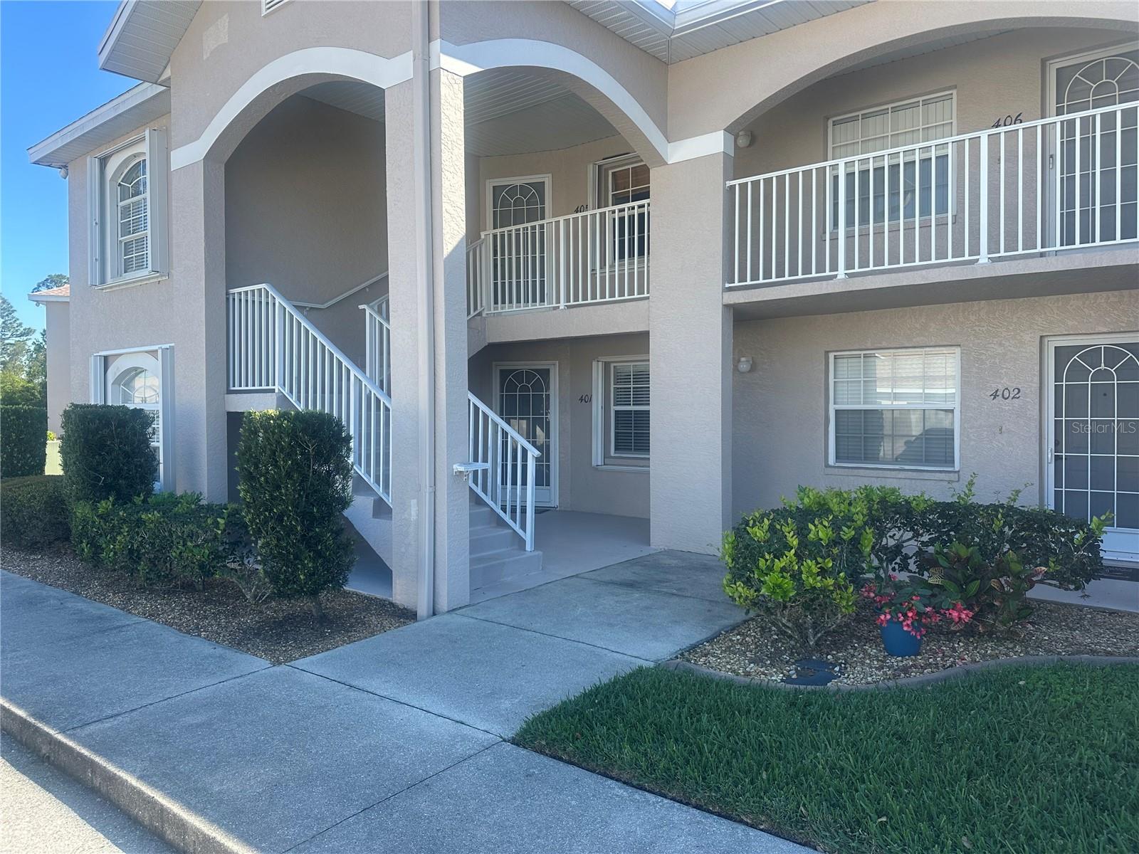 11644 Sw Egret Cir #401 Property Photo