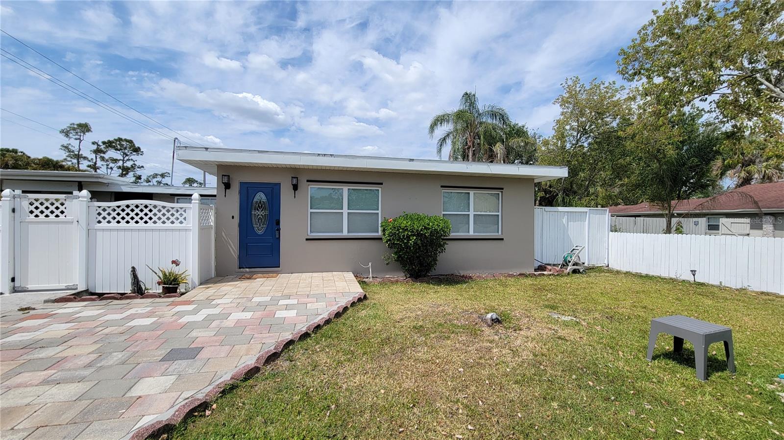 23442 Harper Ave Property Photo 1
