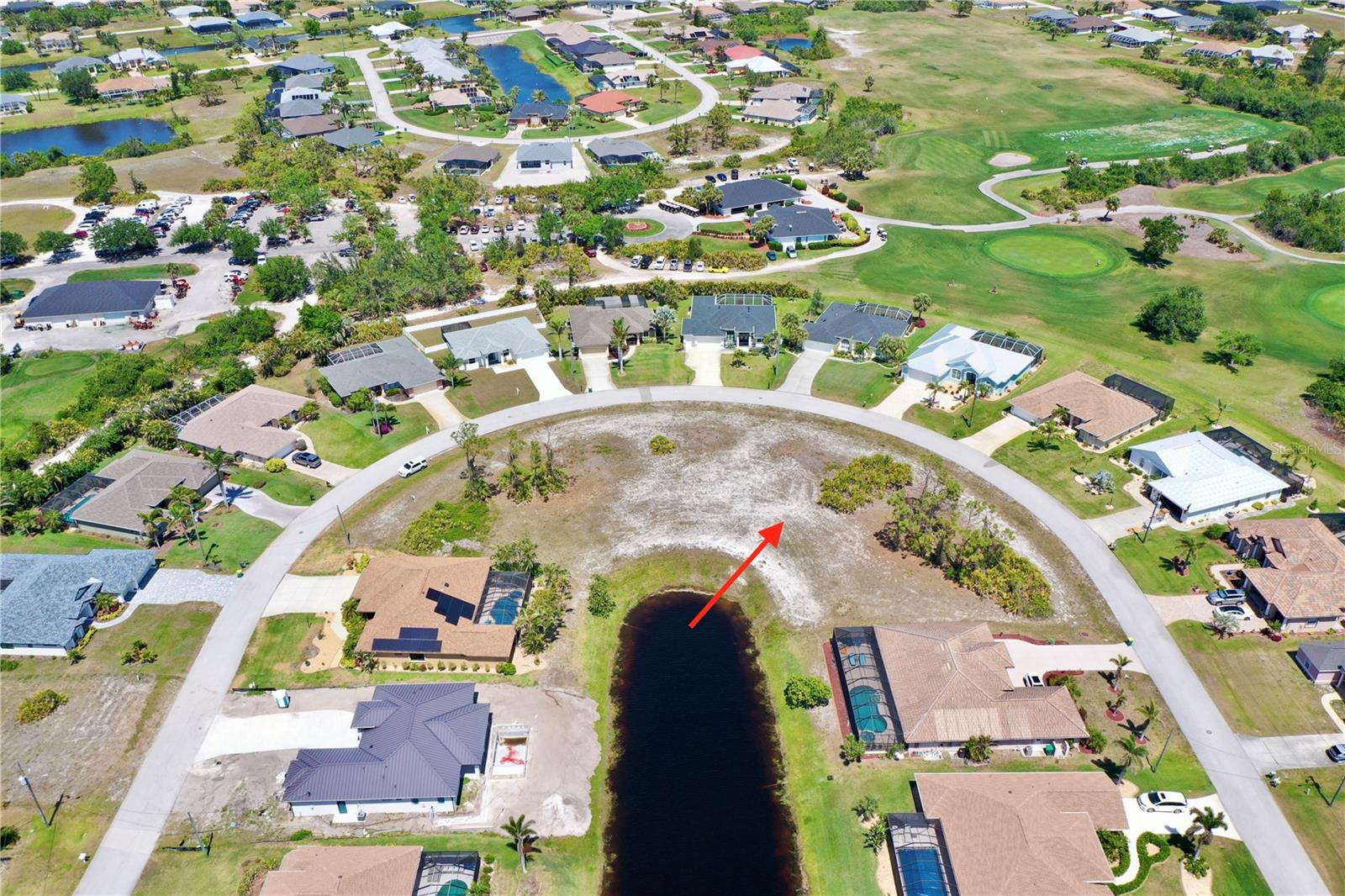 13 Medalist Way Property Photo 8