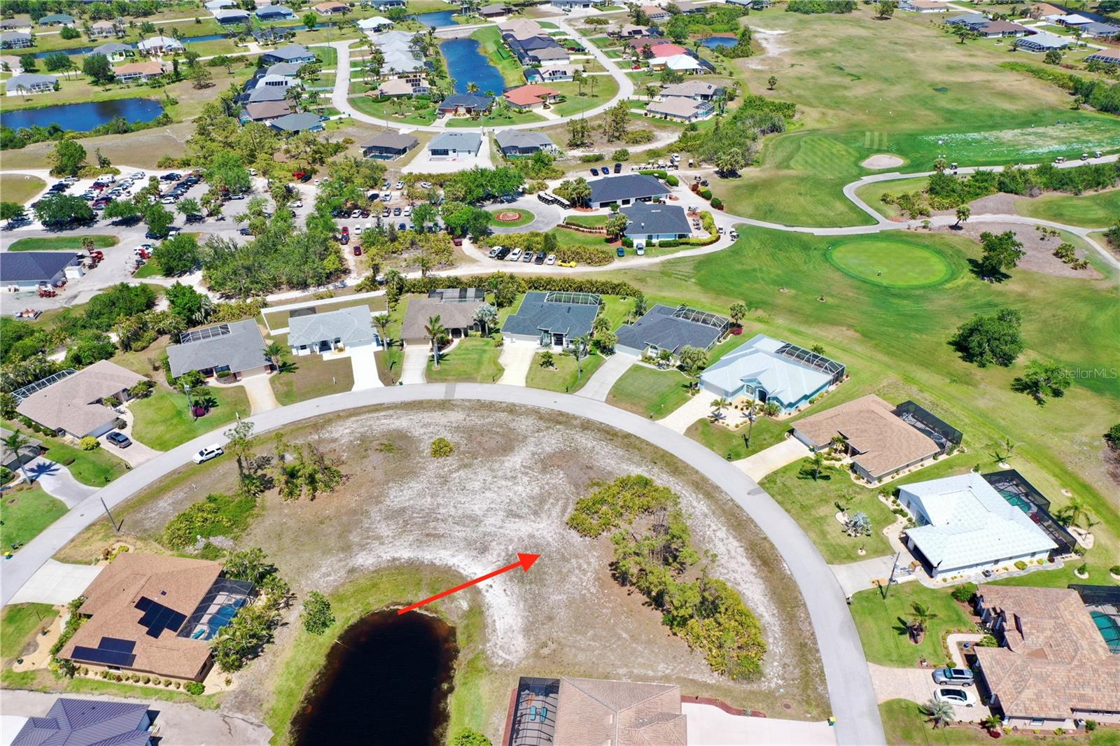 13 Medalist Way Property Photo 9