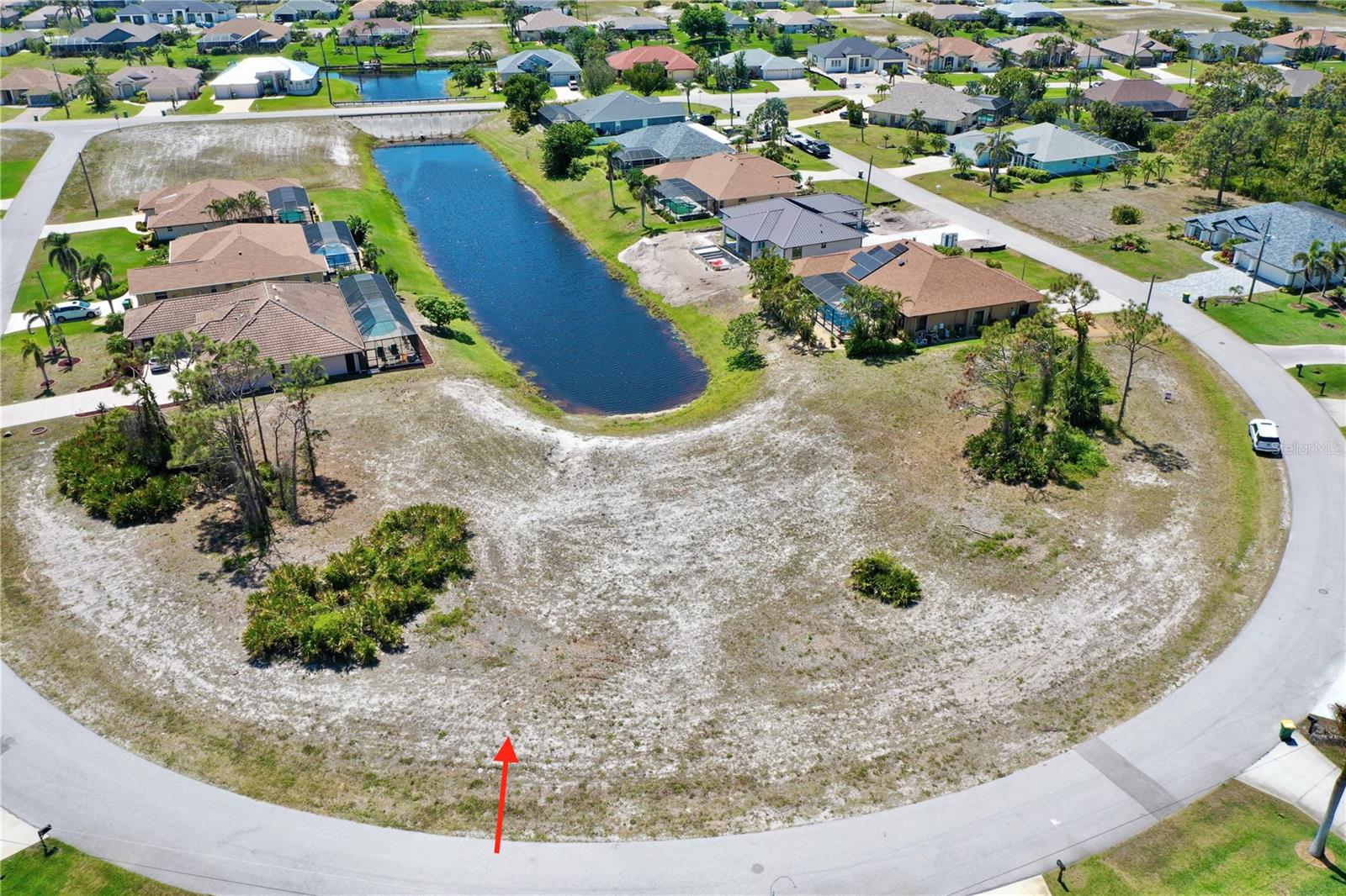 13 Medalist Way Property Photo 11