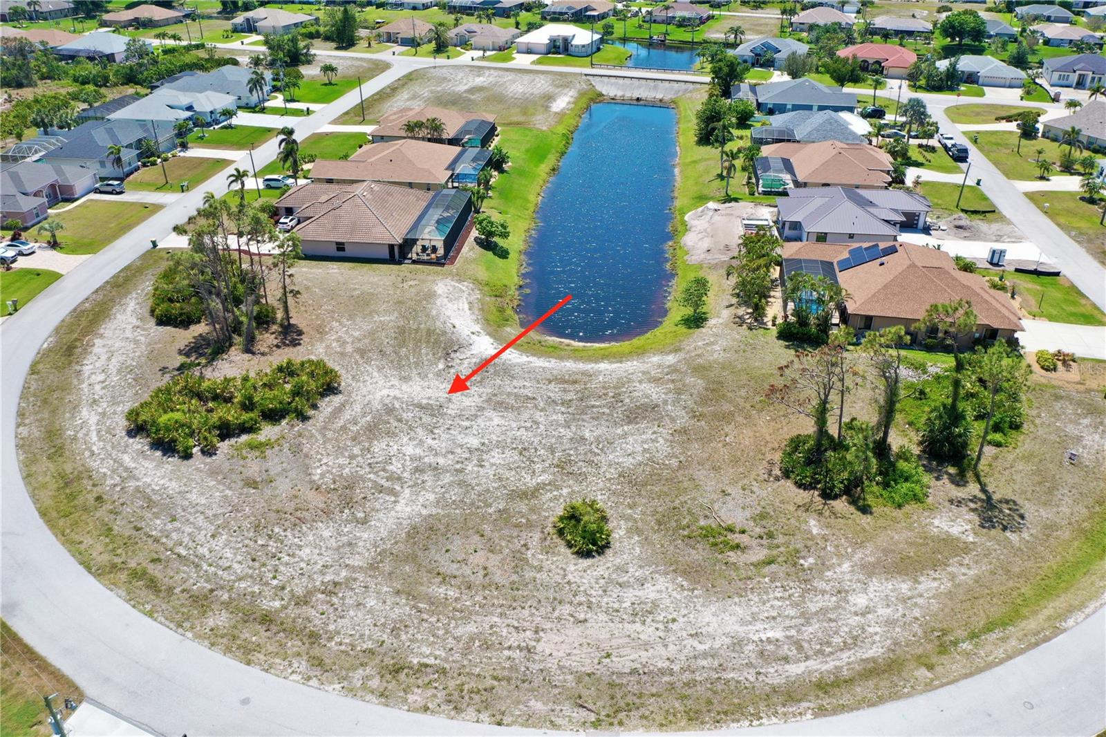 13 Medalist Way Property Photo 12