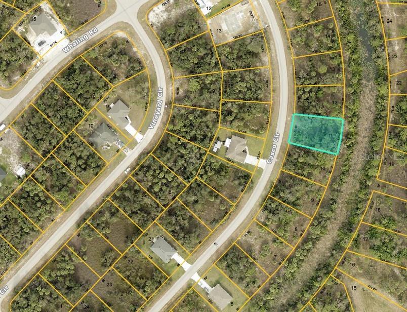 CASCO CIR Property Photo 1