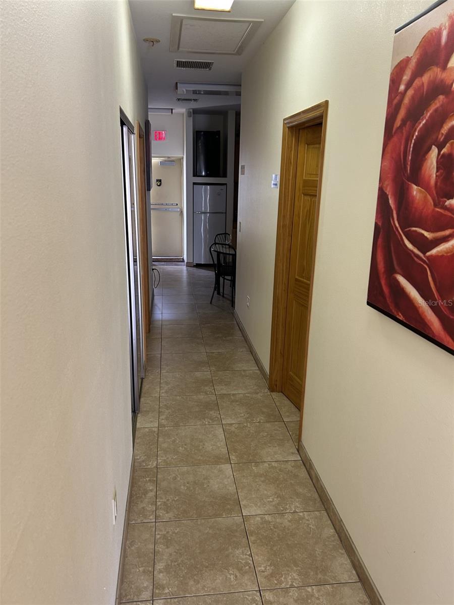 406 N Indiana Ave #2, 3 & 4 Property Photo 17