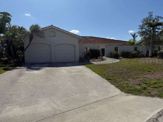 1318 San Mateo Dr Property Photo