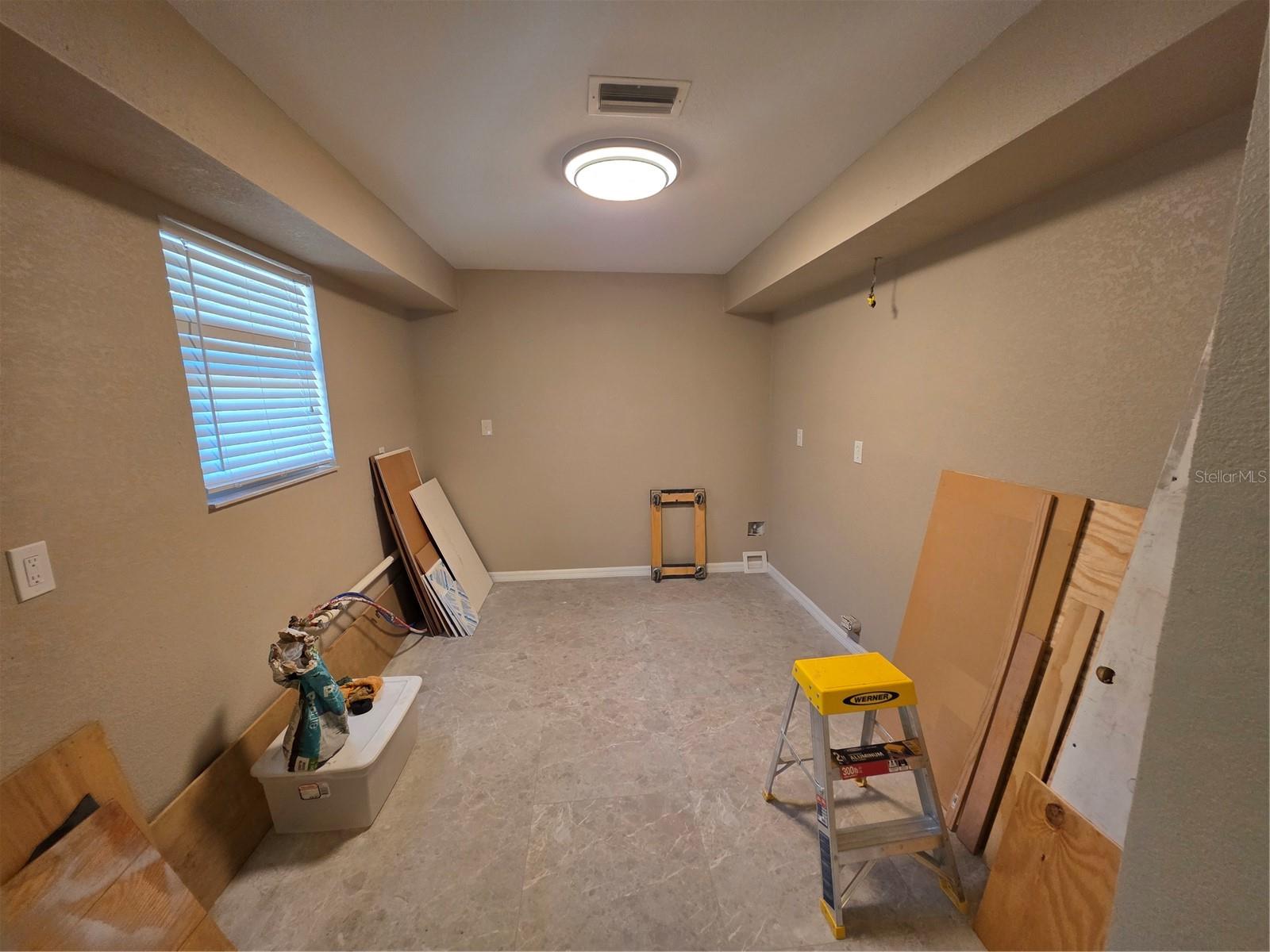 725 Patty Ave #a Property Photo 13