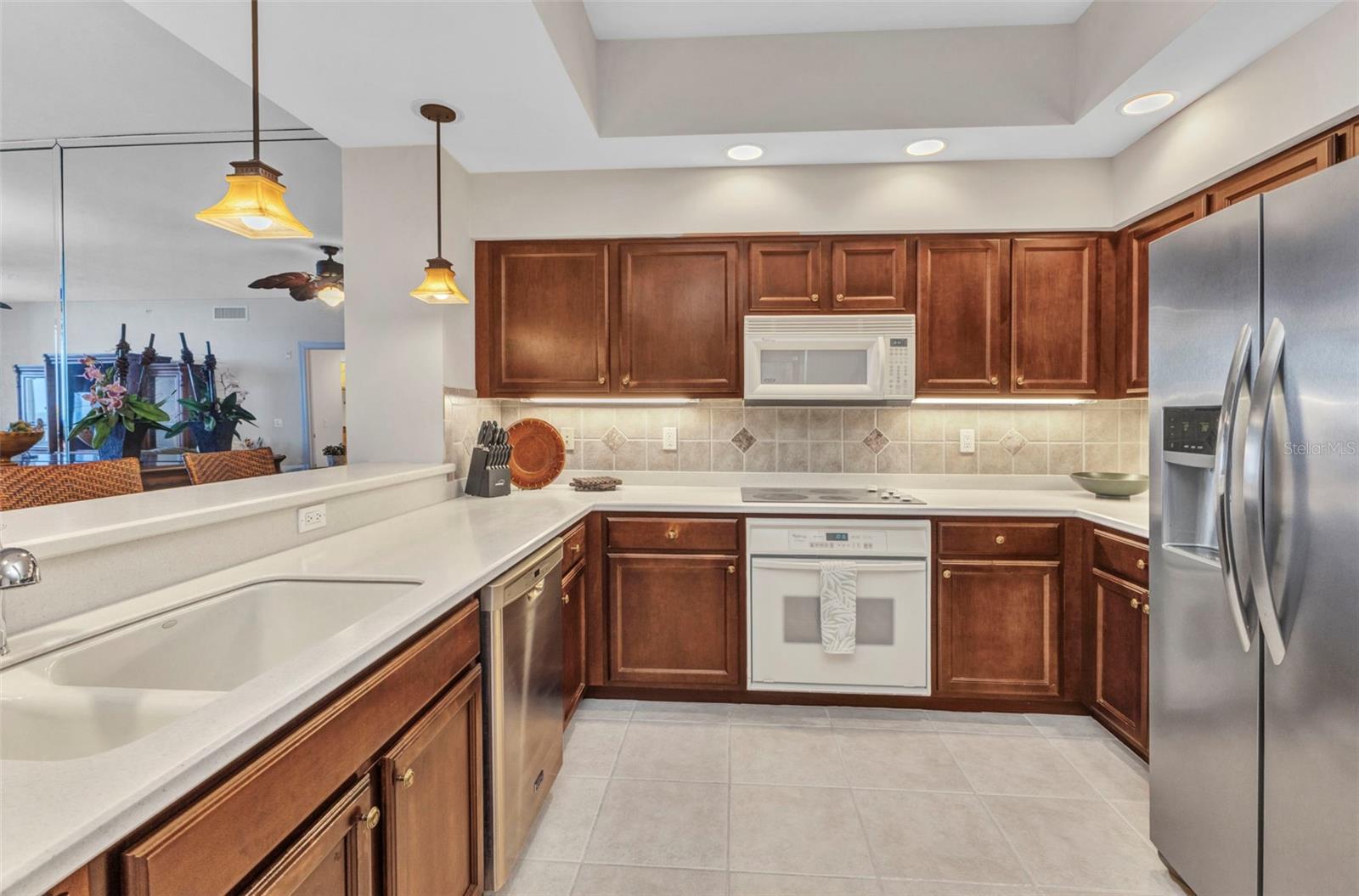 3321 Sunset Key Cir #502 Property Photo 9
