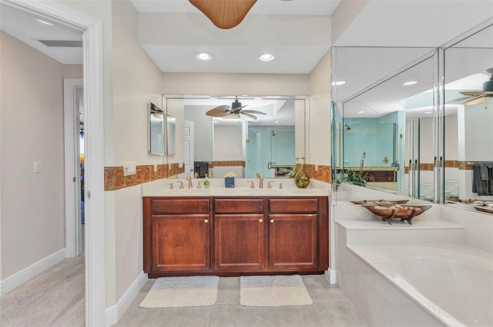 3321 Sunset Key Cir #502 Property Photo 15