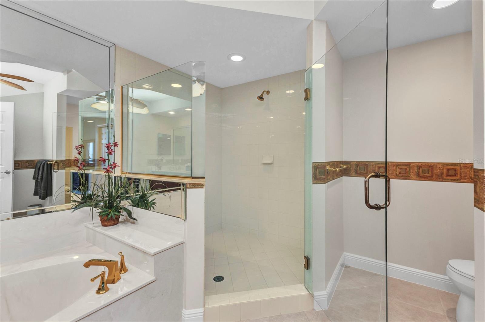 3321 Sunset Key Cir #502 Property Photo 16