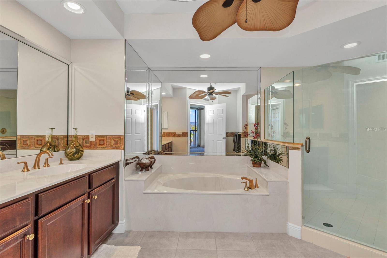 3321 Sunset Key Cir #502 Property Photo 18