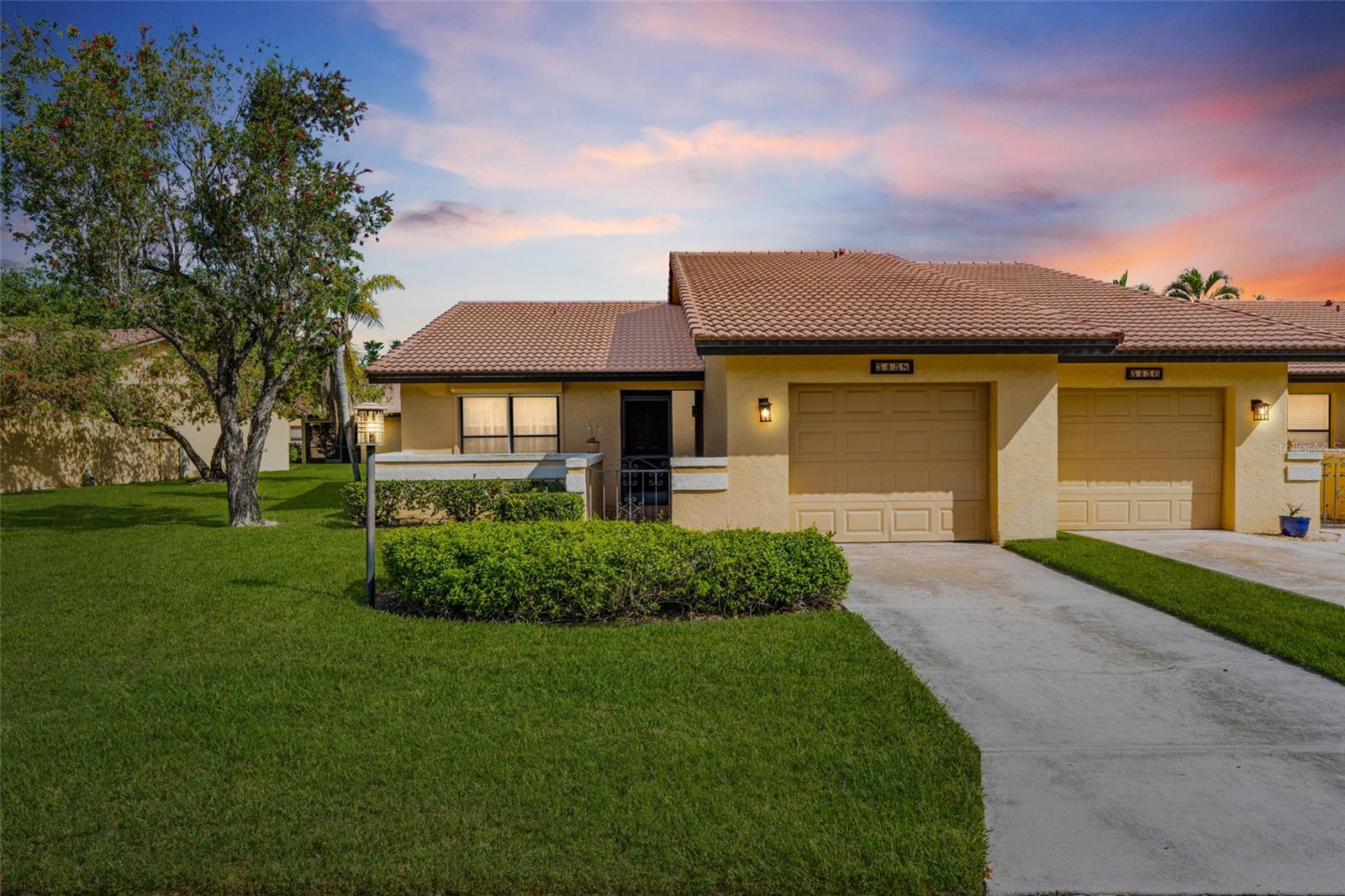 5458 Governors Dr Property Photo