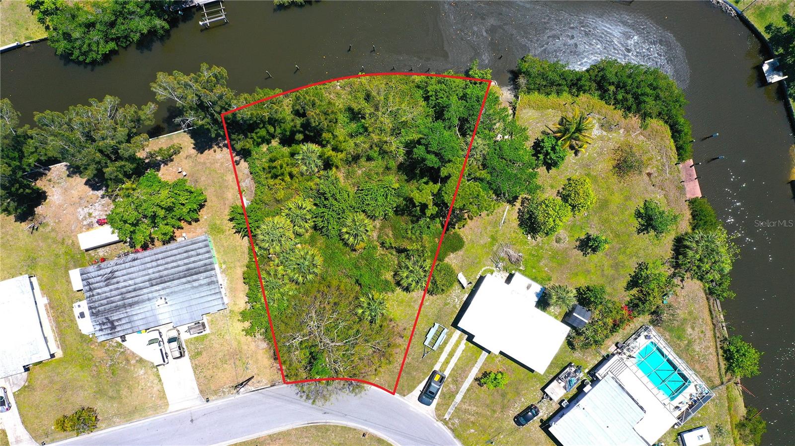 239 Waterway Cir Ne Property Photo 1