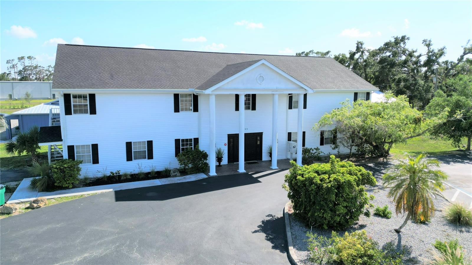 949 Tamiami Trl Property Photo 1