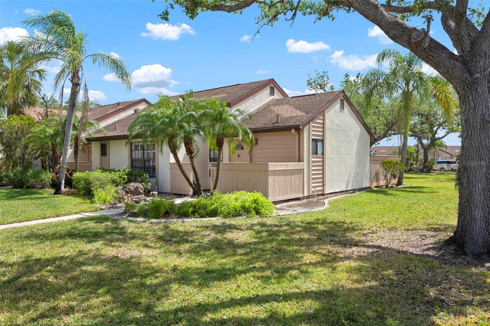 5390 Brassy Loop Property Photo 1