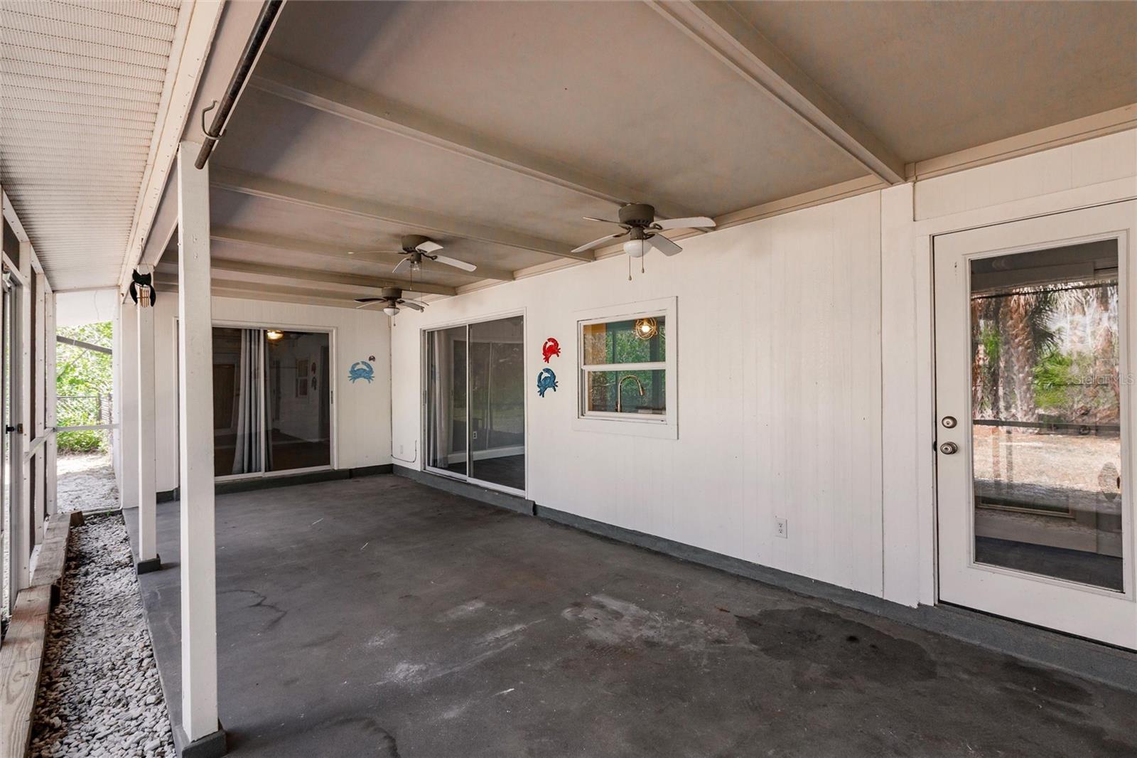 6329 David Blvd Property Photo 39