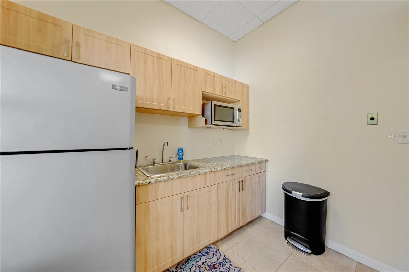 18308 Murdock Cir #101 Property Photo 12