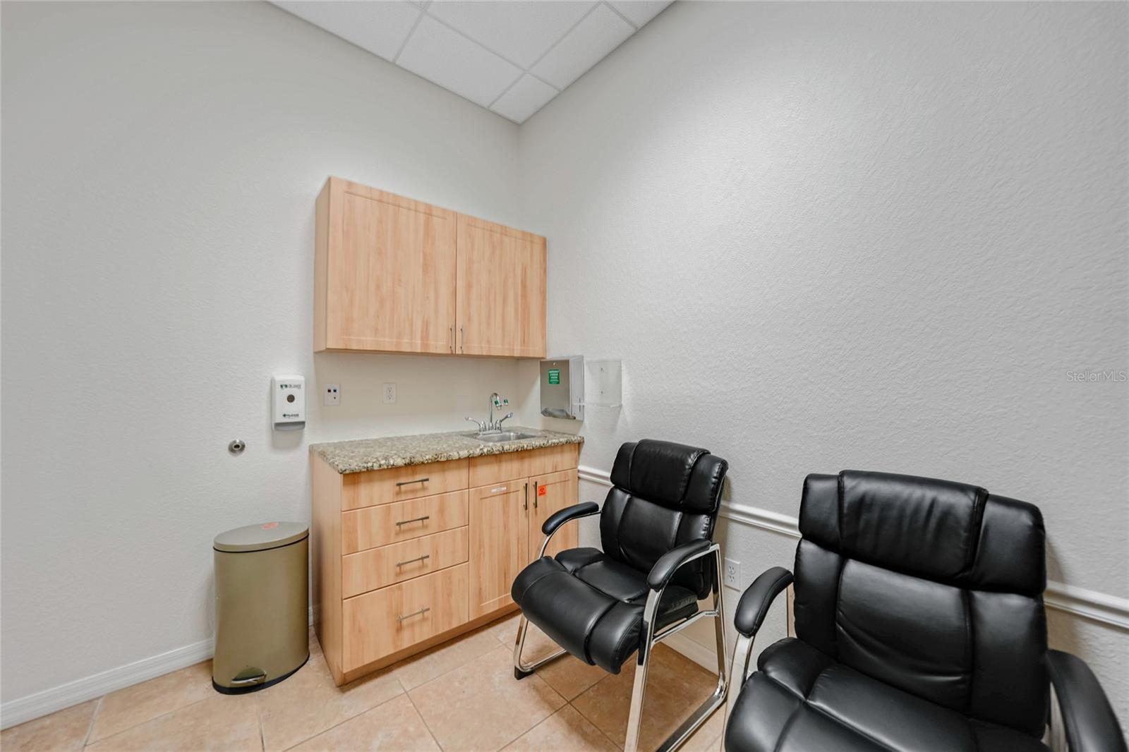 18308 Murdock Cir #101 Property Photo 17
