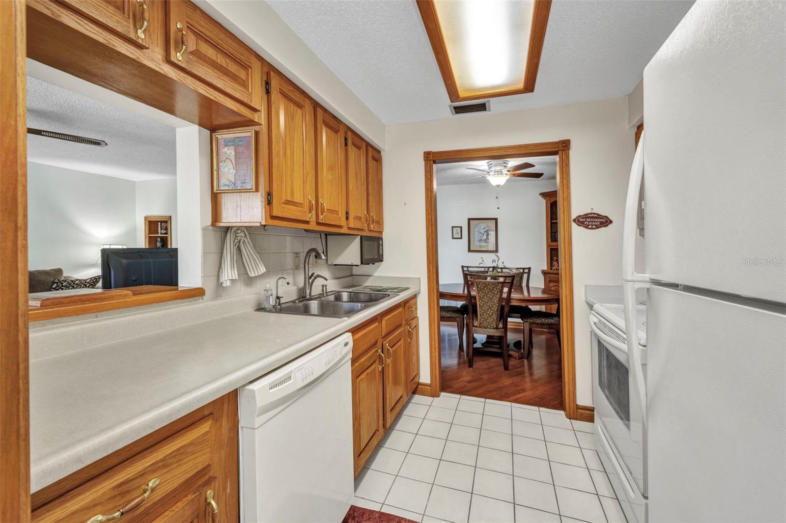 22375 Edgewater Dr #255 Property Photo 13
