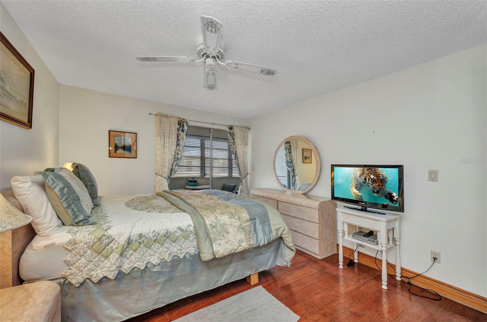 22375 Edgewater Dr #255 Property Photo 23