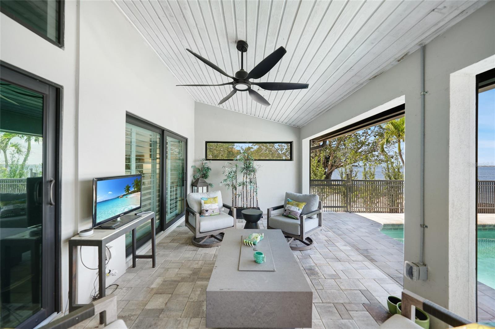 1820 Jamaica Way Property Photo 38