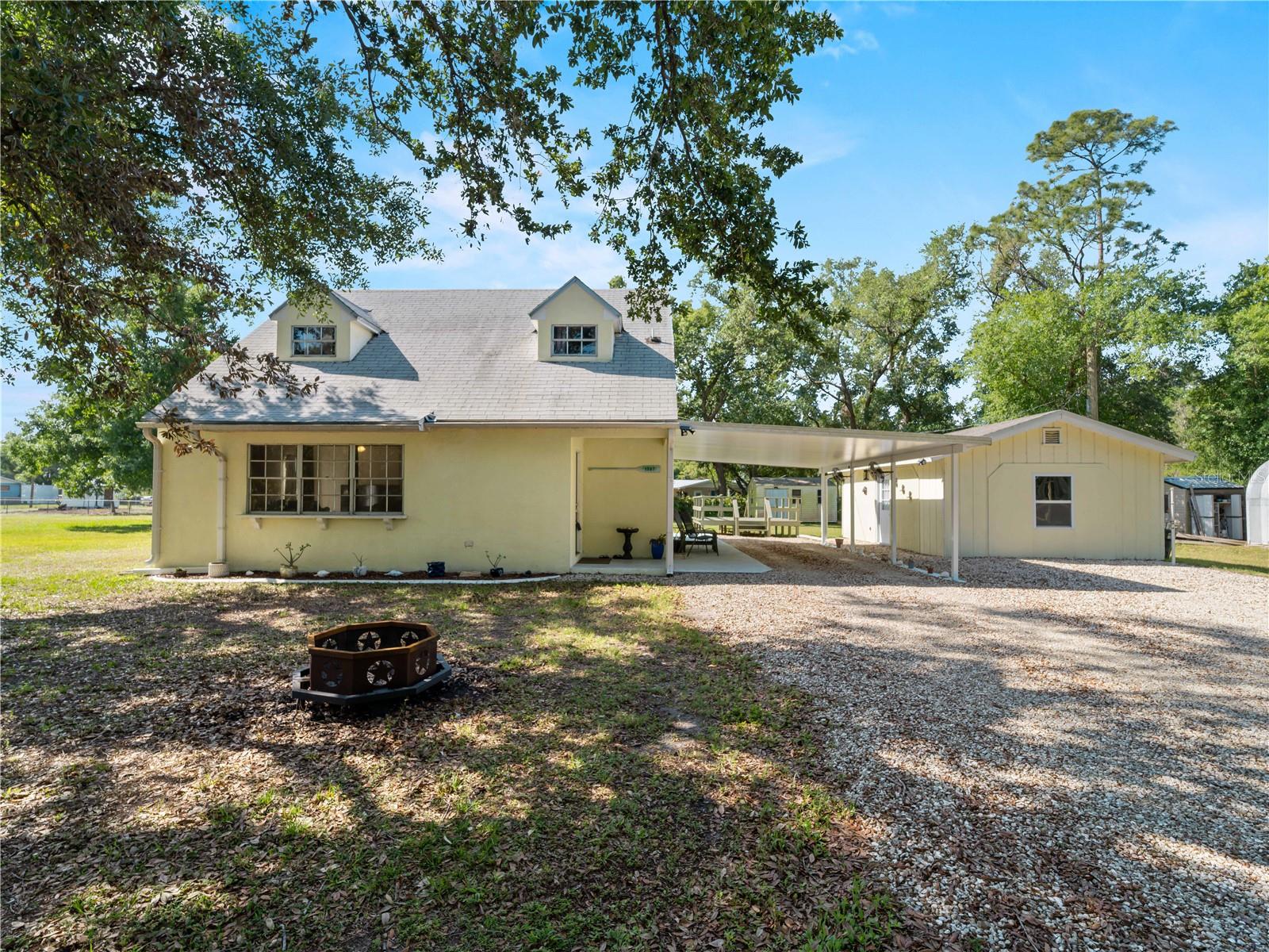 1597 Se Peach Dr Property Photo