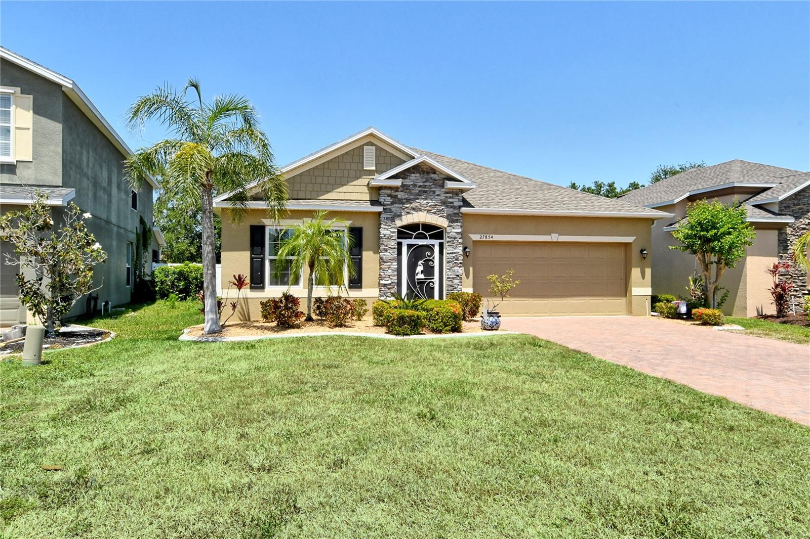 27854 Arrowhead Cir Property Photo