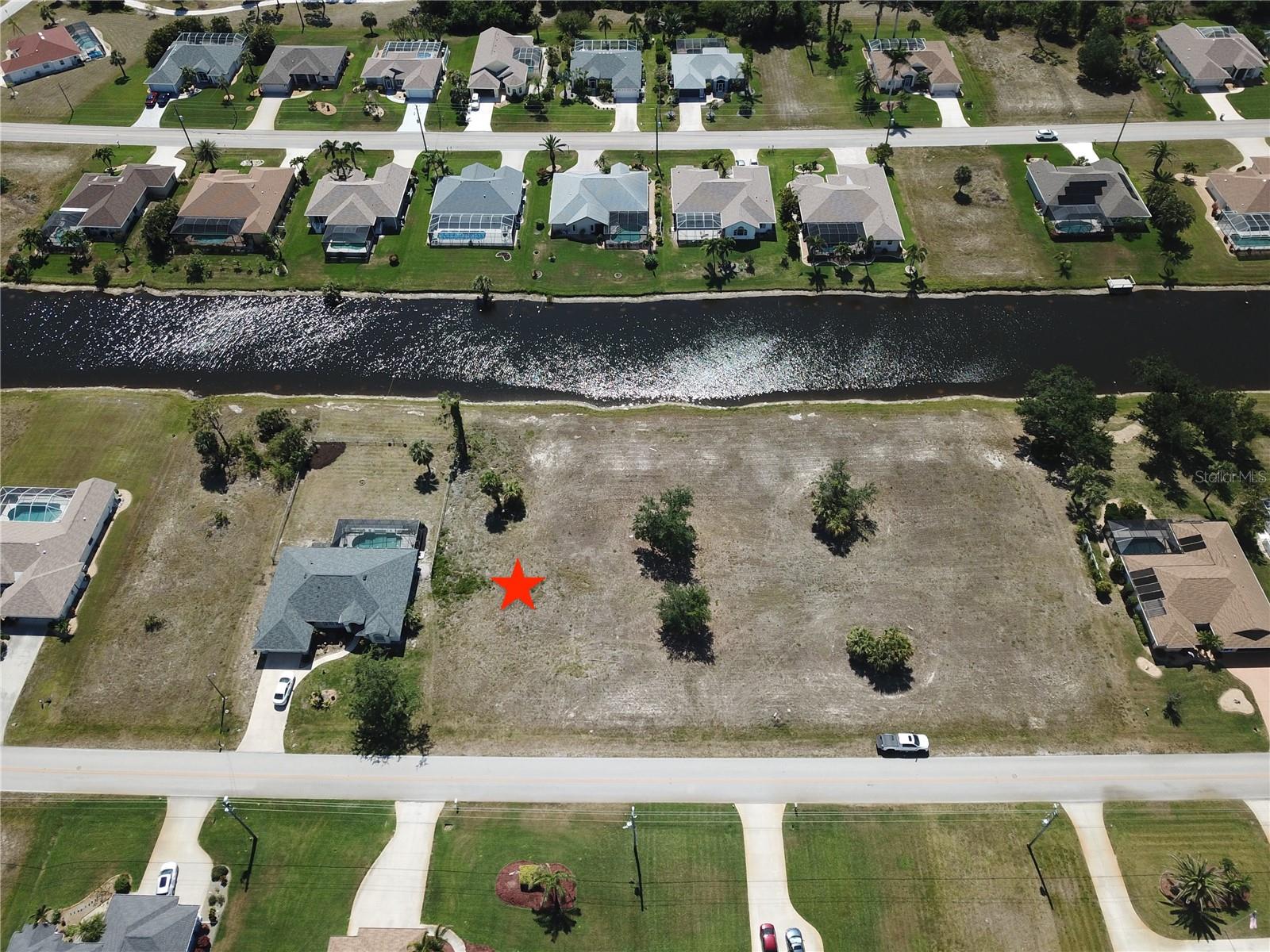 828 Boundary Blvd Property Photo 1