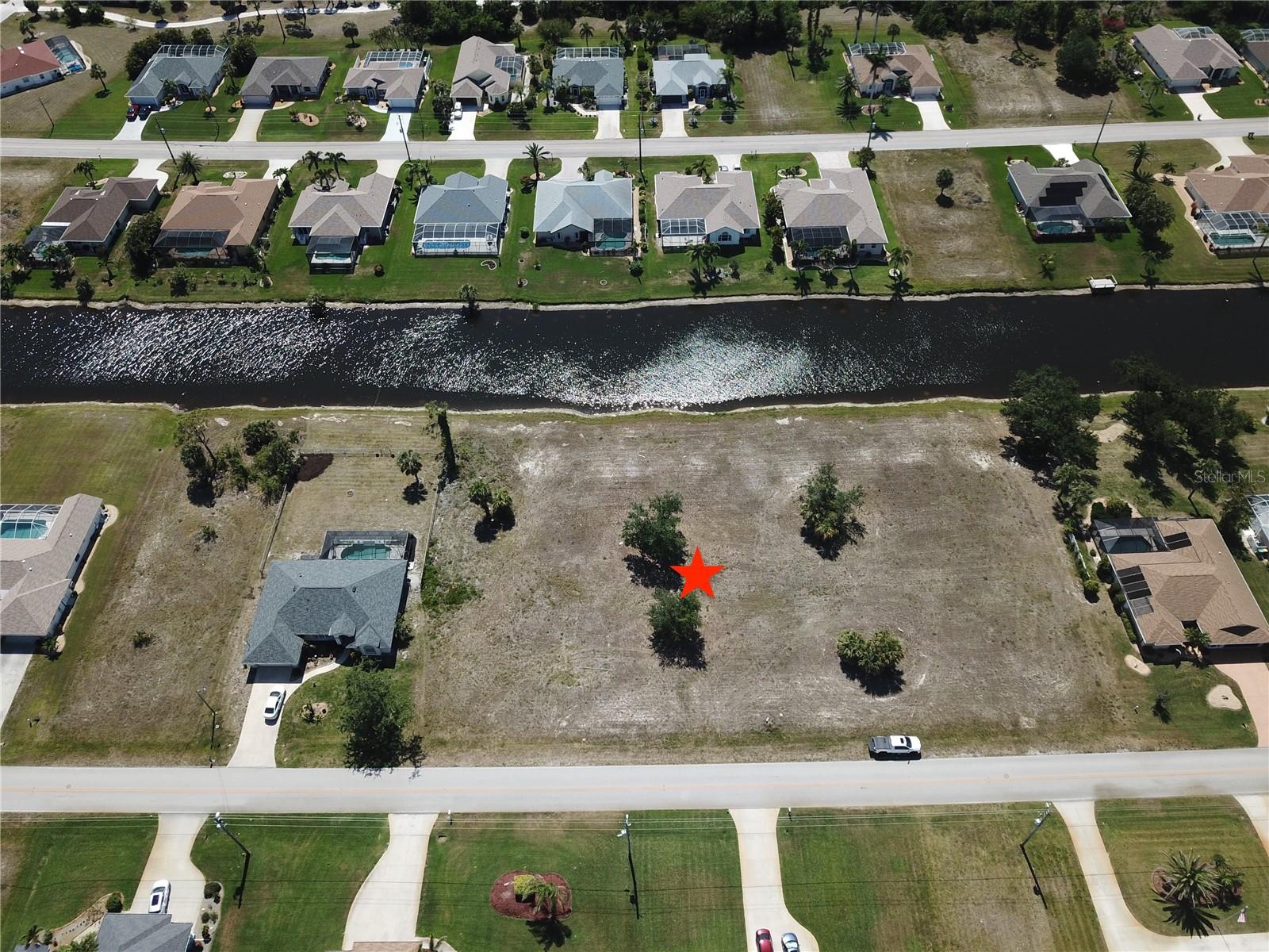 826 Boundary Blvd Property Photo 2