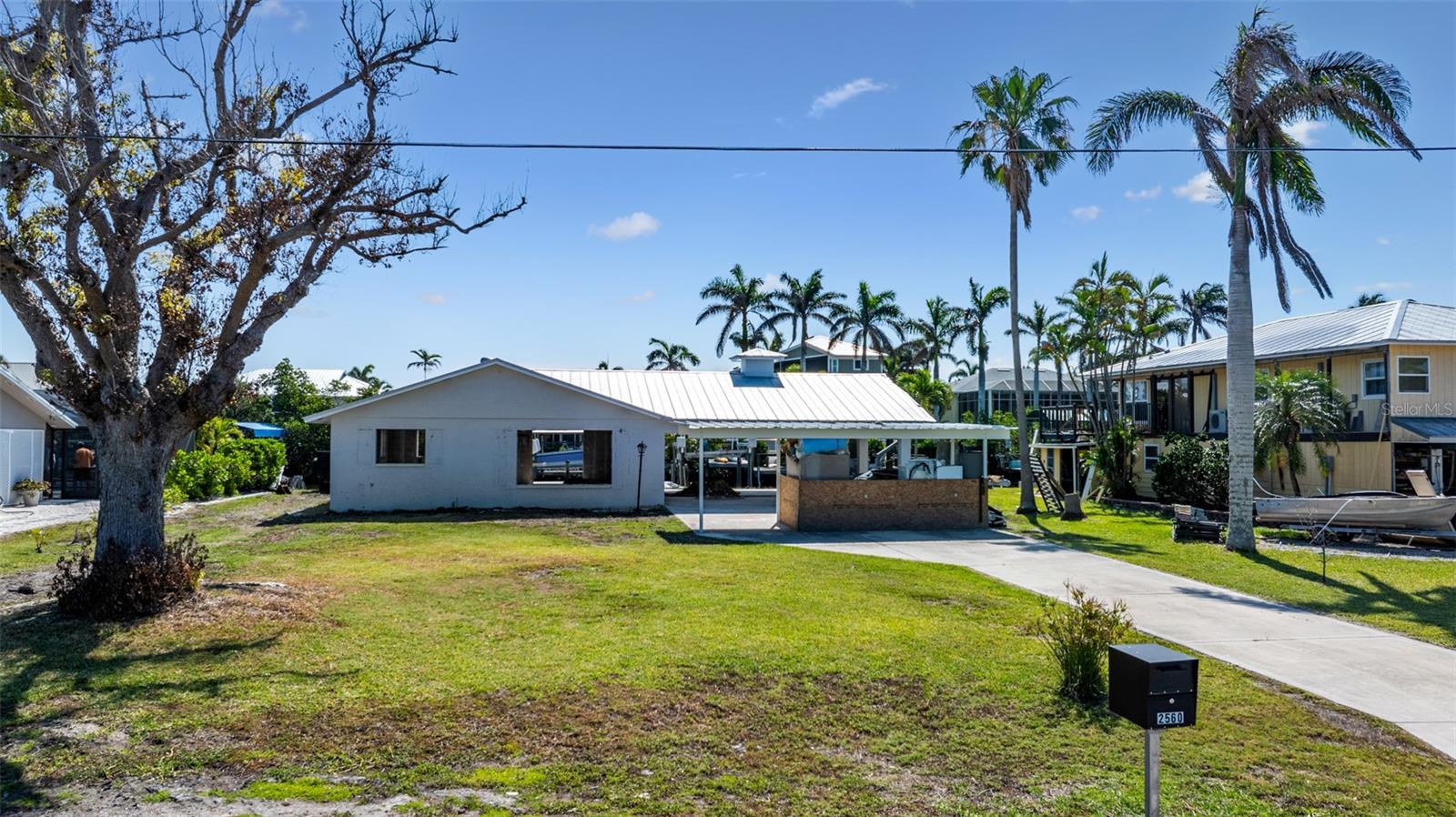 2560 Baybreeze St Property Photo 5