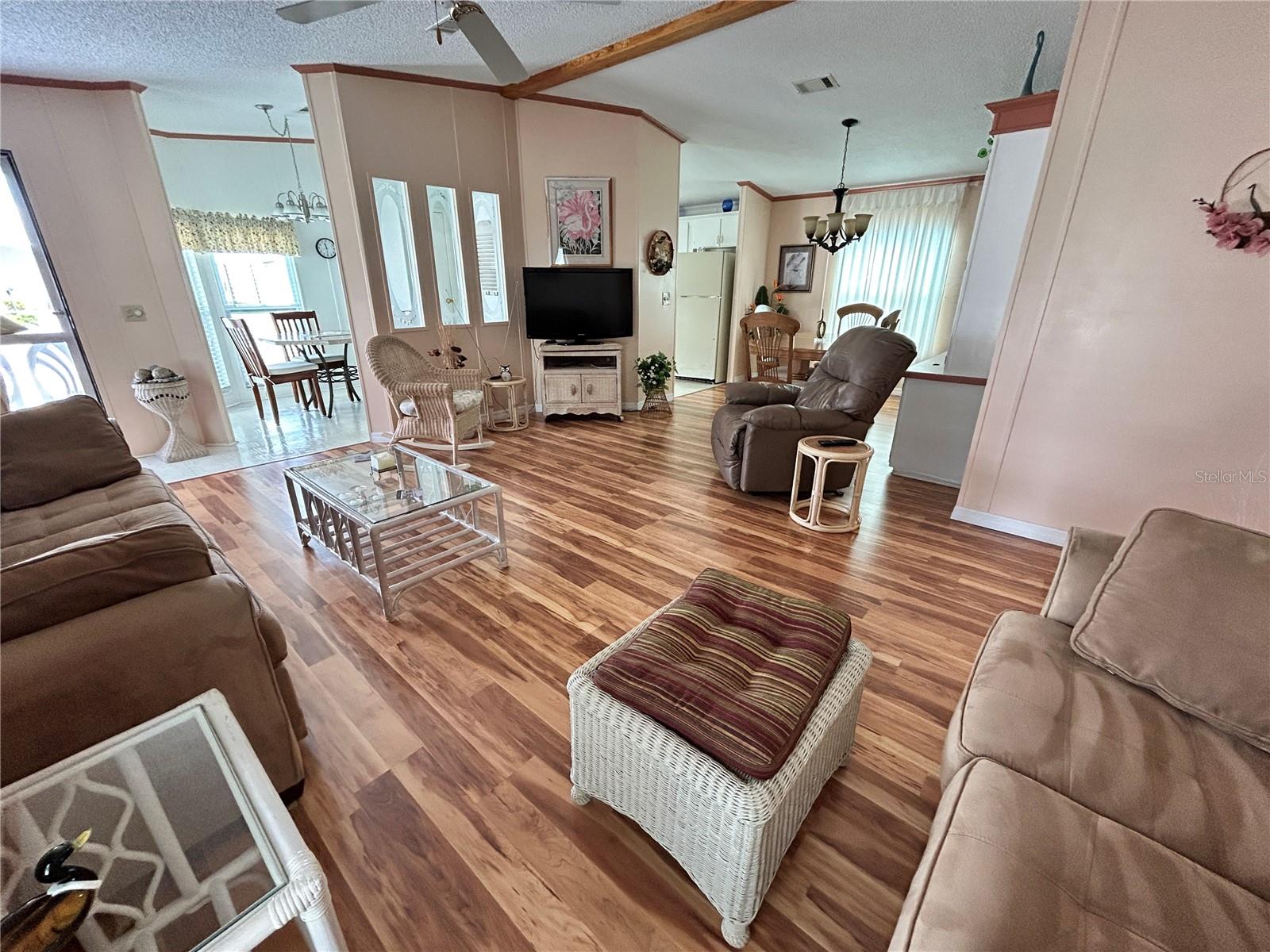 3624 Rossmere Rd Property Photo 6