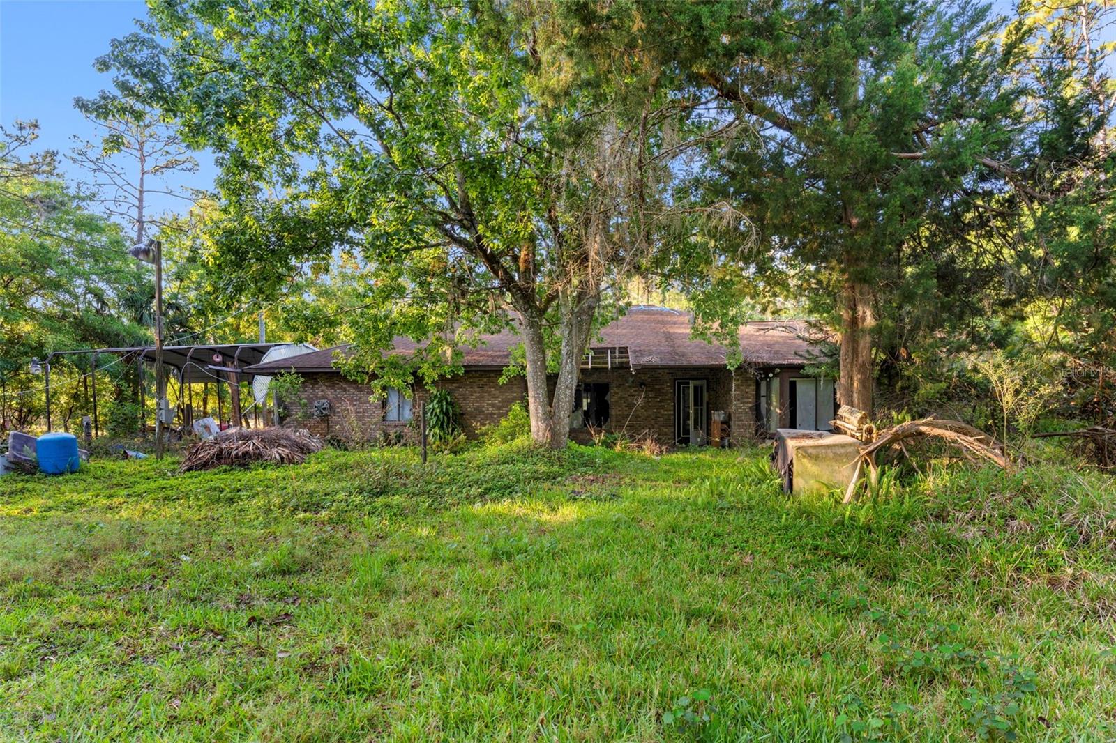 1915 Poinsettia Dr Property Photo