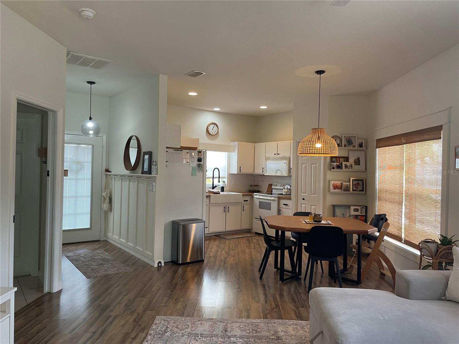 10740 Pearl Bay Cir Property Photo 5
