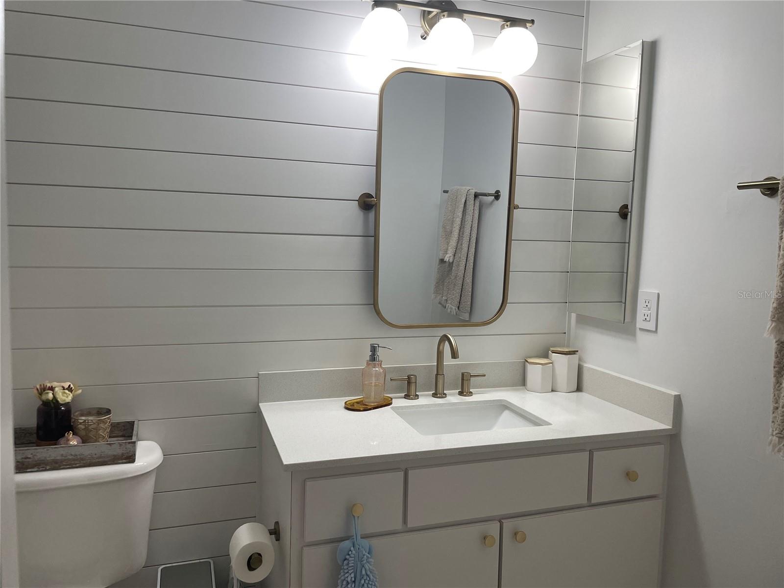10740 Pearl Bay Cir Property Photo 18