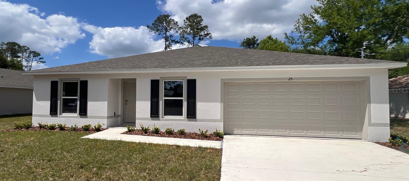 25 RYDING LN Property Photo 1