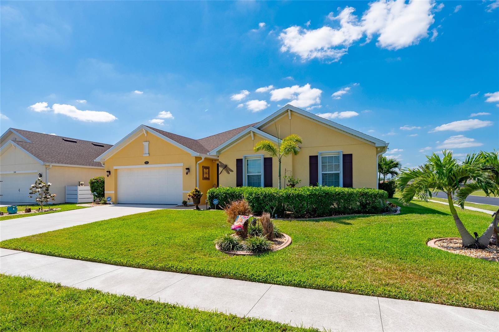 7501 Mikasa Dr Property Photo