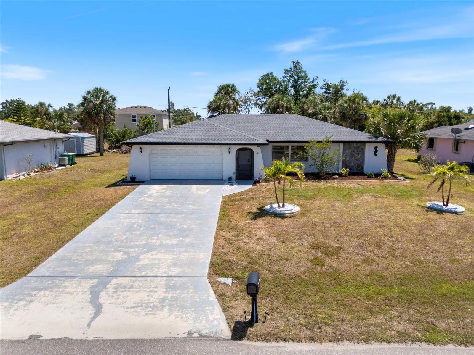 18151 Cochran Blvd Property Photo 1