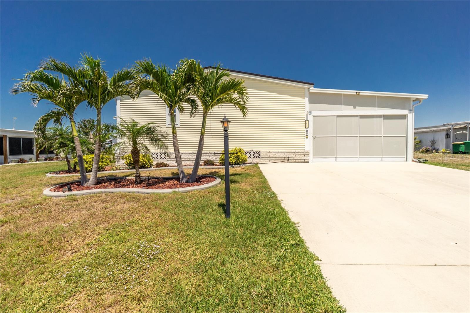 1431 SANDERLING DR