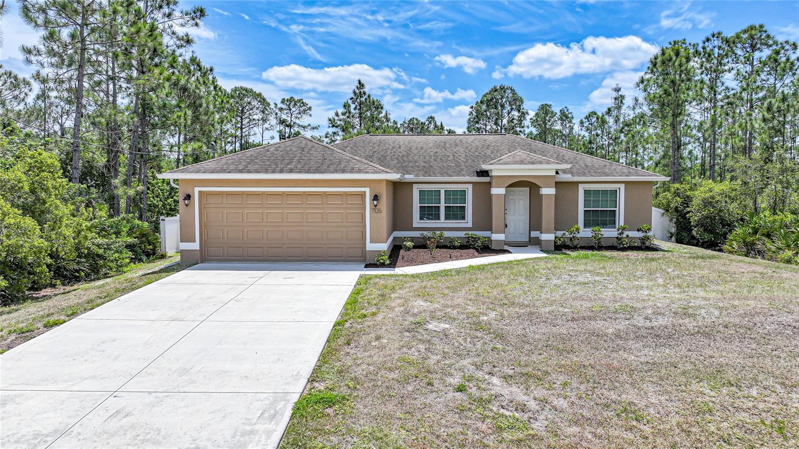 7135 Tropicaire Blvd Property Photo