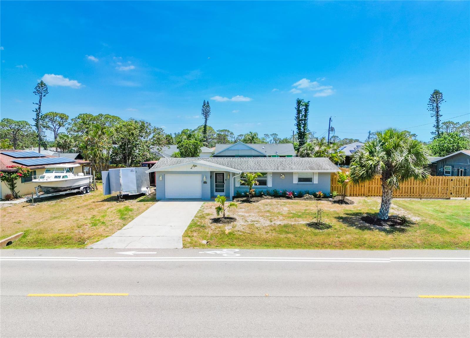 3319 Shamrock Dr Property Photo